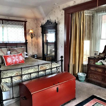Historic Skagway Inn Екстериор снимка